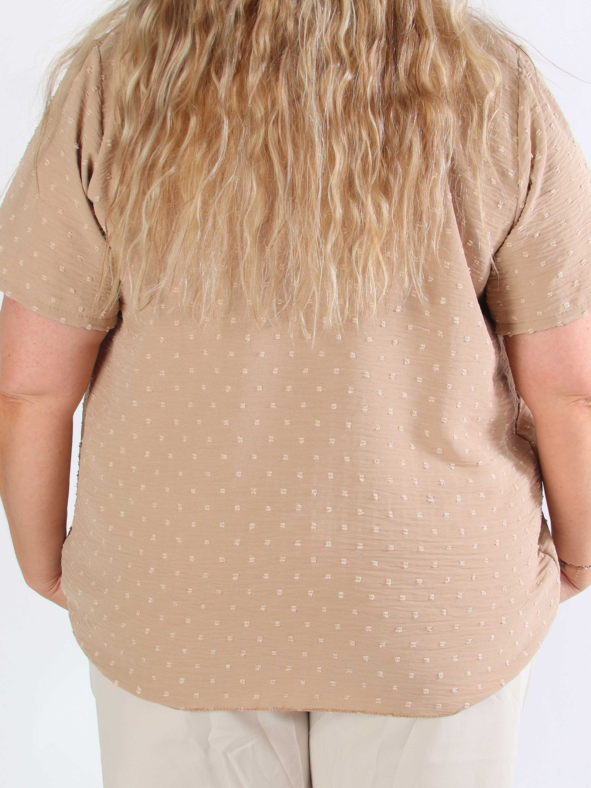 Bloom - Söt tunika i plusstorlek med volangkant och rosett